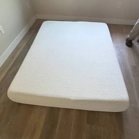 Queen Size Memory Foam Mattress