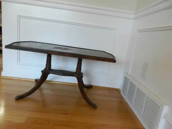 Antique Coffee Table 33Lx17.25Wx17H Inches Needs Work