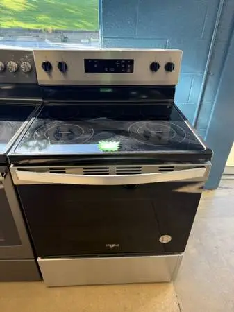 GSGV- WHIRLPOOL GLASS TOP RANGE WITH 90 DAY WARRANTY
