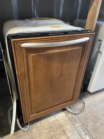 Dark Panel KitchenAid Dishwasher Built In Model #KUDP02FRBLO Used