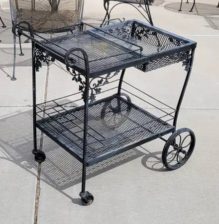 Vintage Russell Woodard Black Iron Rolling Bar Cart Removable Tray