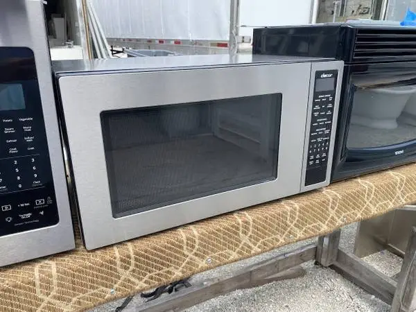 SS Dacor Microwave Oven Countertop Blue LED Model #DMW2420S Used