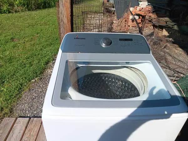 2 good working washing that both need simple repairs . PLEASE READ