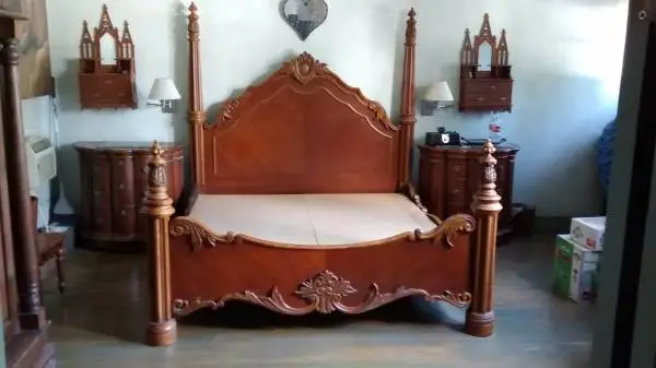California King Bed frame 5 piece. Set