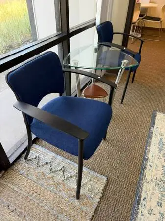 Teknion Office Chair / Guest Chairs / Reception Seating
