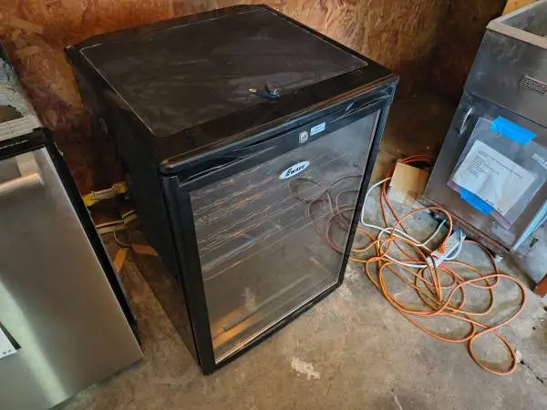 Black Ewave Wine Cooler Free Standing  Model # MCWC52M Used