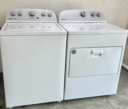 Whirlpool Washer & Dryer Set