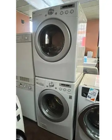 LG Set Washer and Dryer Stackable