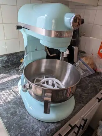 KitchenAid 5.5 Quart Bowl -Lift Stand Mixer Ice Blue