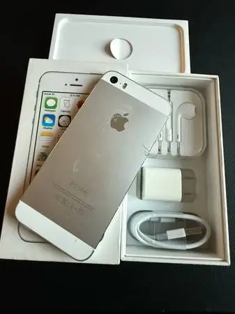 iPhone 5S 16GB Unlocked