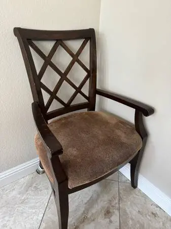 Dining chairs set of 4