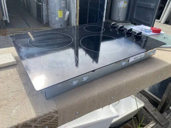 Black Kenmore Electric Cooktop Model #791-45109410 Used Good Cond