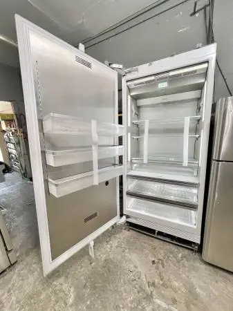 Thermador T36IR905SP, Panel Ready Built In Refrigerator , NEW 36 Inch