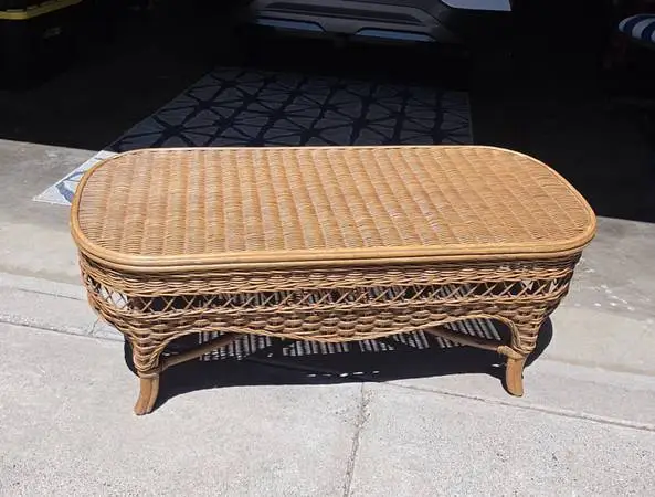 1960S VINTAGE BOHEMIAN AUTHENTIC WICKER BENCH/COFFEE TABLE