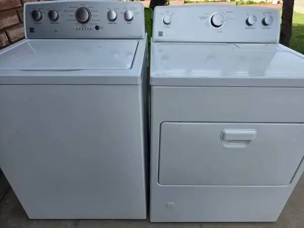 Kenmore Washer & Gas Dryer Set
