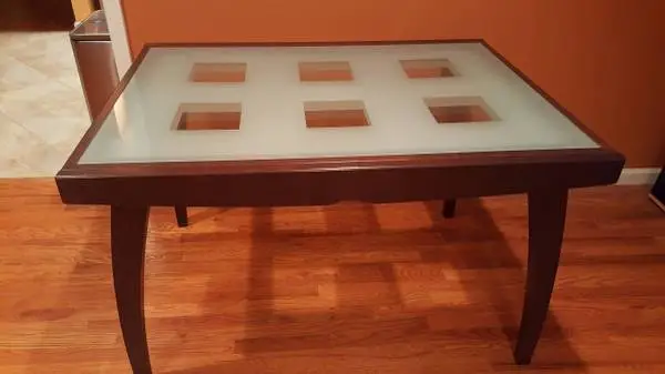 CALLIGARIS (ITALY), EXTENDABLE DINING ROOM TABLE