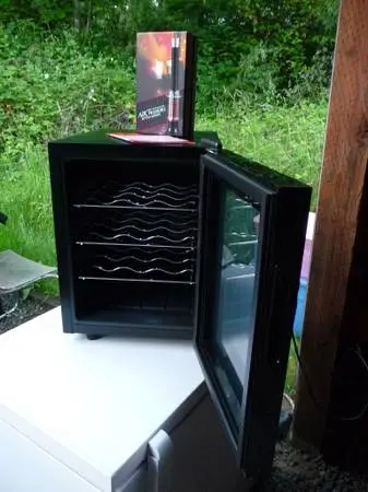 Magic Chef 12 Bottle Wine Chiller