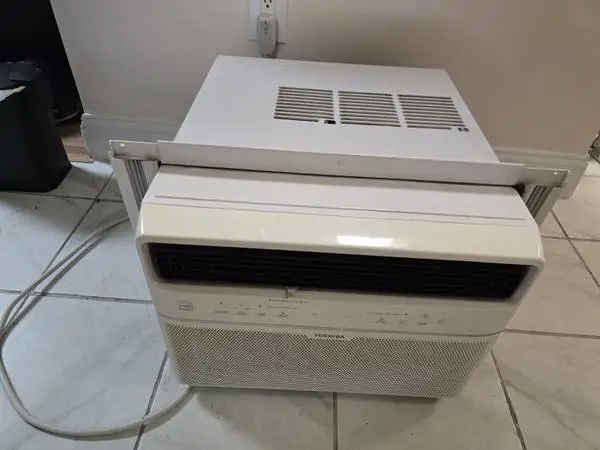 Powerful Toshiba Air Conditioner AC 10,000 BTU