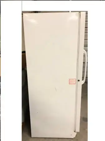 Crosley WCV20/F1 Upright FREEZER 20 Cu Ft Free Standing Works Great !