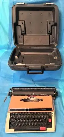 TYPEWRITER PORTABLE ACHIEVER SEARS VINTAGE TESTED WORKS WELL