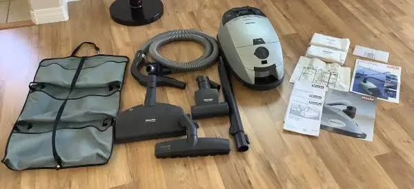 Miele Aluminum Canister Vacuum S548