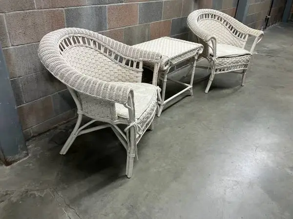 GORGEOUS Vintage Wicker & Rattan Patio Set!