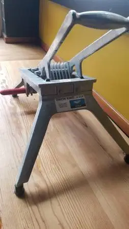 NEW Vollrath Onion King slicer