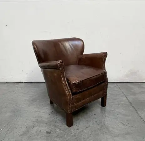 Leather Chair Classic Style
