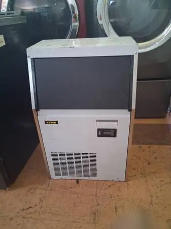 Vevor Stand alone icemaker (new)