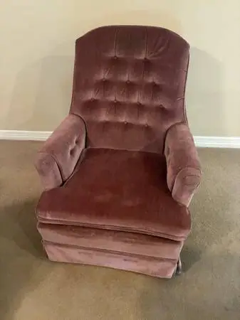 ****Swivel Rocker Chair****