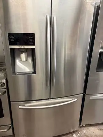Stainless Steel 28 CuFt Samsung French Door Refrig