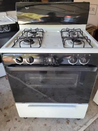 Blk/White whirlpool gas  stove