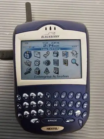 Vintage Collectors BlackBerry 7520 Nextel Cell Phone in Blue