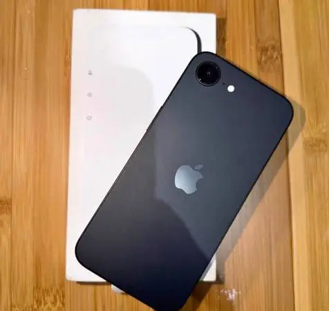 IPhone 16E Unlocked 5G (New)
