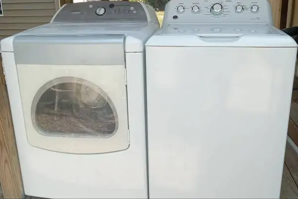 GE WASHER AND WHIRLPOOL DRYER