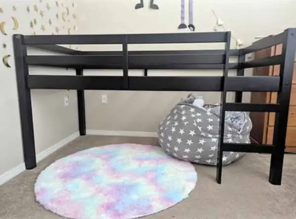 Twin size loft/bunk bed