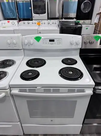 GE 30”W Freestanding Coiltop Electric Stove Excellent Condition