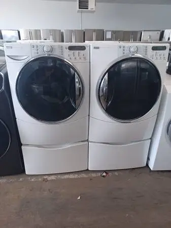 KENMORE Round Washer and dryer set Pedestals