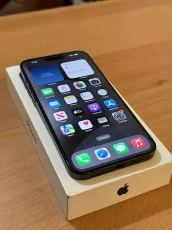 Unlocked iphone 15 pro max 256GB