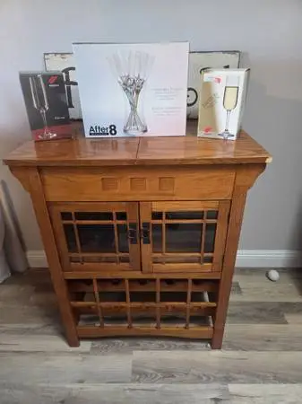 Nice little slide top wine bar