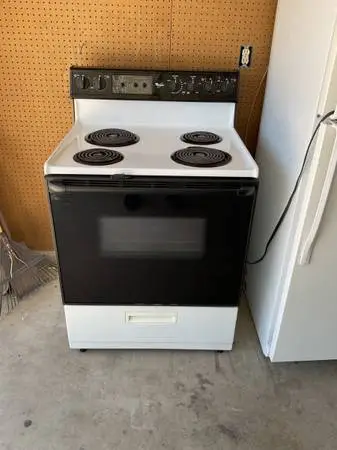 Whirlpool 30” Electric Range