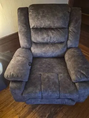 New Reclining Chair/ Gray