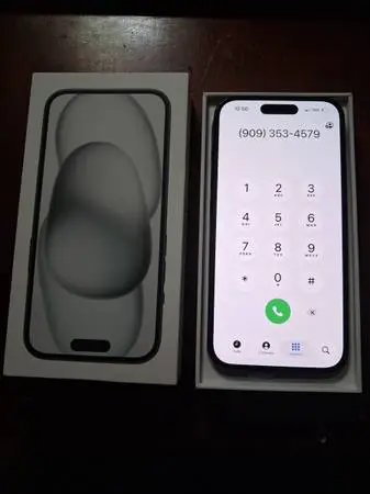 NEW Apple iPhone 15 (128gb)