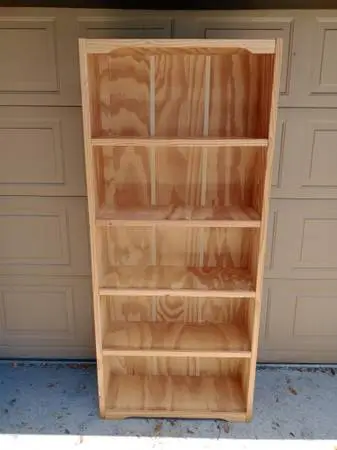 Solid Wood Bookcase/shelf with 5 Shelves