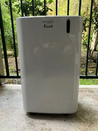 DeLonghi Pinguino Portable A/C 500 Sq Ft (PAC EM375)