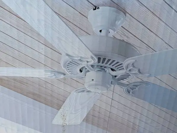 52 outdoor Tri-Mount ceiling fan