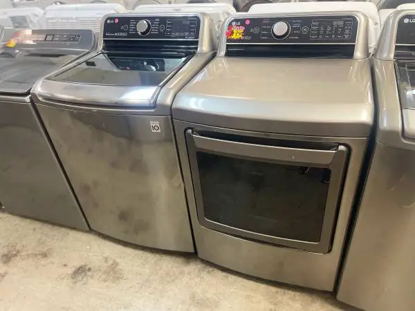 Lg washer 5.5 cu ft and dryer gas