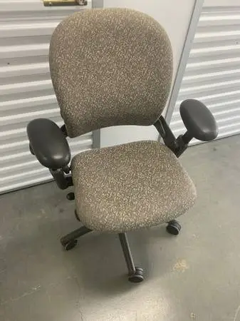 ### Leap V1 Steelcase Chair ###