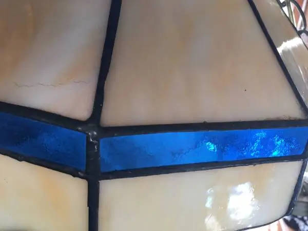 Stained glass hanging lamp