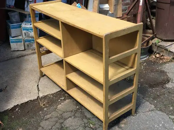 Mid Century Shelf Unit or hutch top?